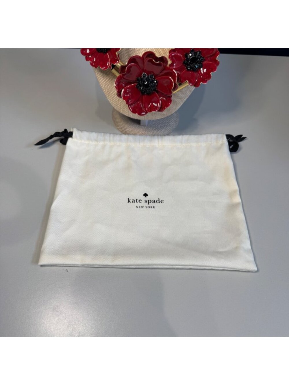 Kate Spade Red Flower Statement Necklace With Dust Bag - Bold Floral Design Blac - Picture 4 of 13